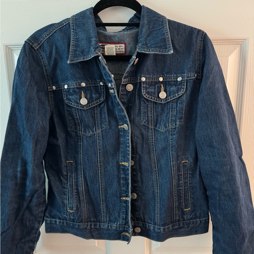 Old Navy Size Large Jean Jacket with Metal Studs. Excellent Condition